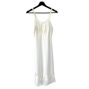 Vintage 50s White Midi Slip Small